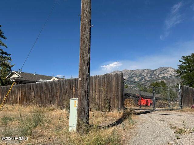 https://bt-photos.global.ssl.fastly.net/parkcity/orig_boomver_1_12503446-2.jpg