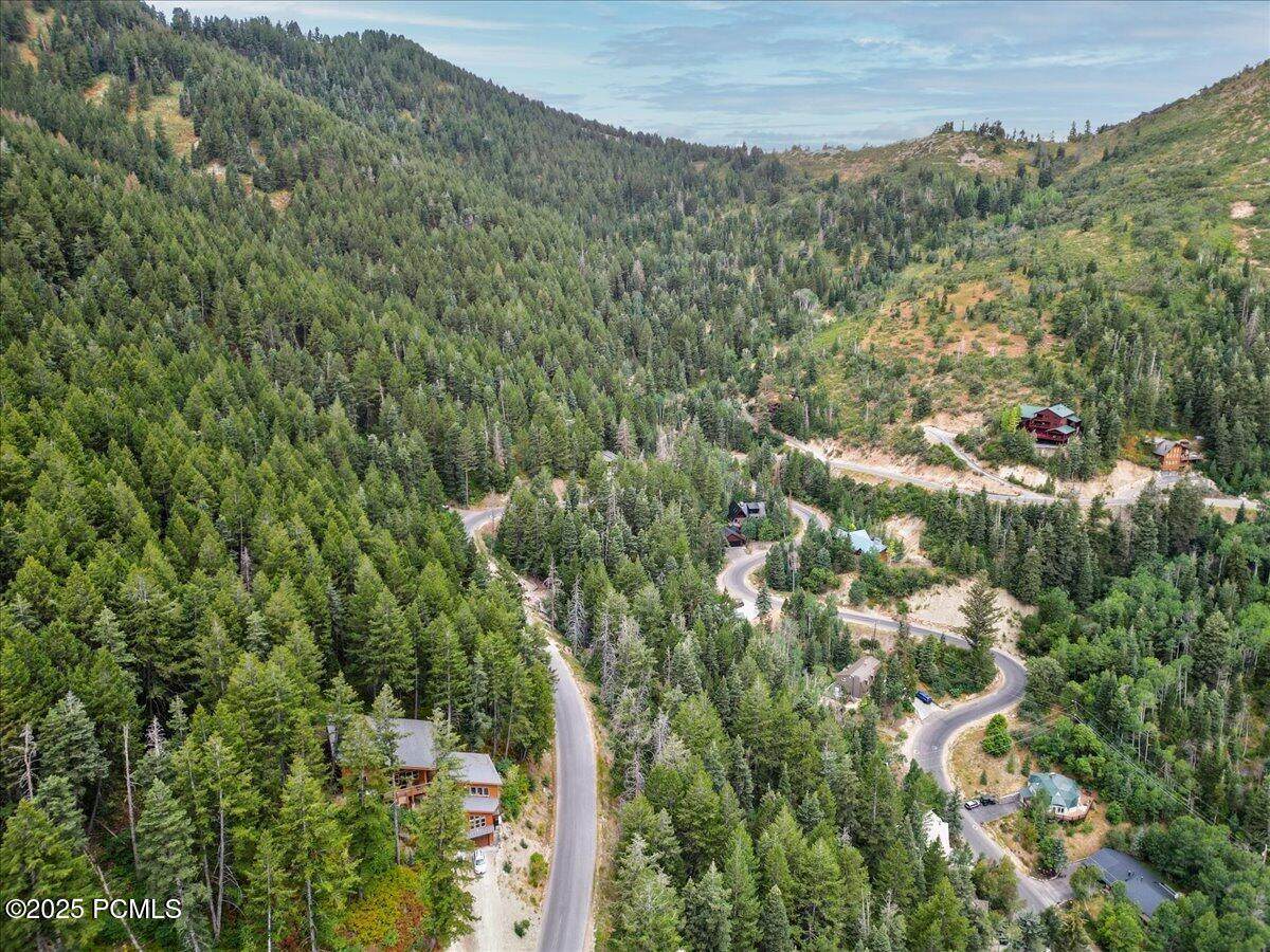 https://bt-photos.global.ssl.fastly.net/parkcity/orig_boomver_1_12503743-2.jpg