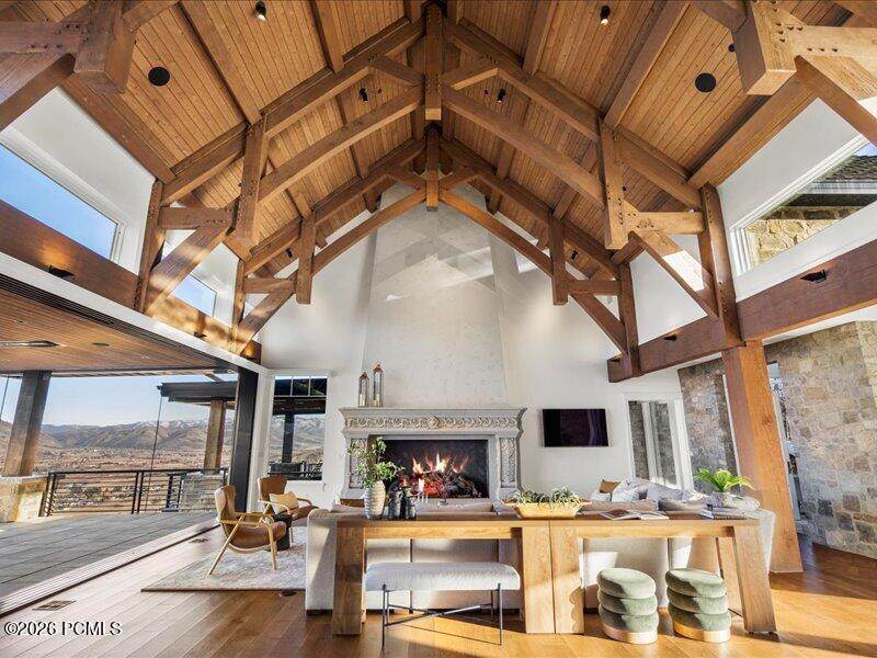 https://bt-photos.global.ssl.fastly.net/parkcity/orig_boomver_1_12600581-2.jpg