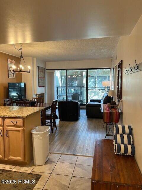 1482 Empire Avenue - Photo 1