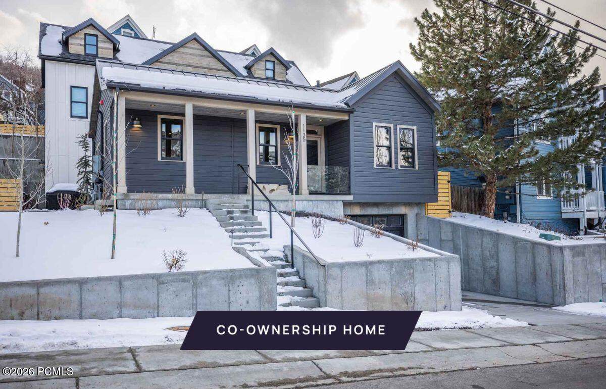 1135 Norfolk Avenue - Photo 1