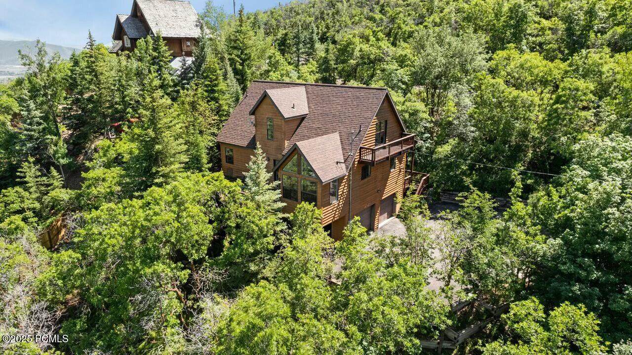 https://bt-photos.global.ssl.fastly.net/parkcity/orig_boomver_1_12601087-2.jpg