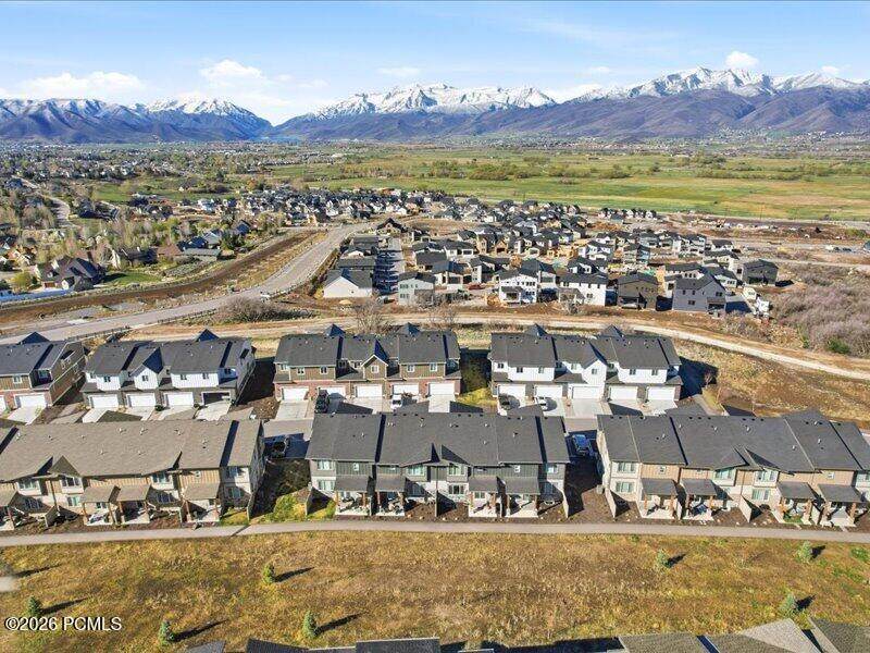 https://bt-photos.global.ssl.fastly.net/parkcity/orig_boomver_1_12601336-2.jpg
