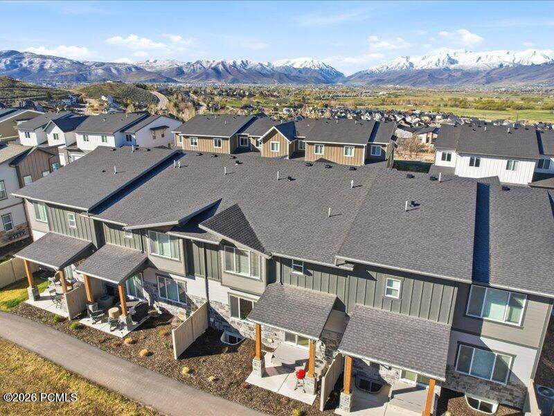 https://bt-photos.global.ssl.fastly.net/parkcity/orig_boomver_1_12601336-2.jpg