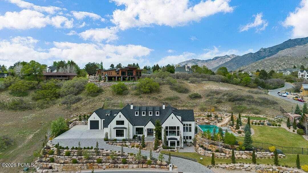 https://bt-photos.global.ssl.fastly.net/parkcity/orig_boomver_1_12601567-2.jpg