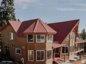 https://bt-photos.global.ssl.fastly.net/parkcity/orig_boomver_1_12601623-2.jpg
