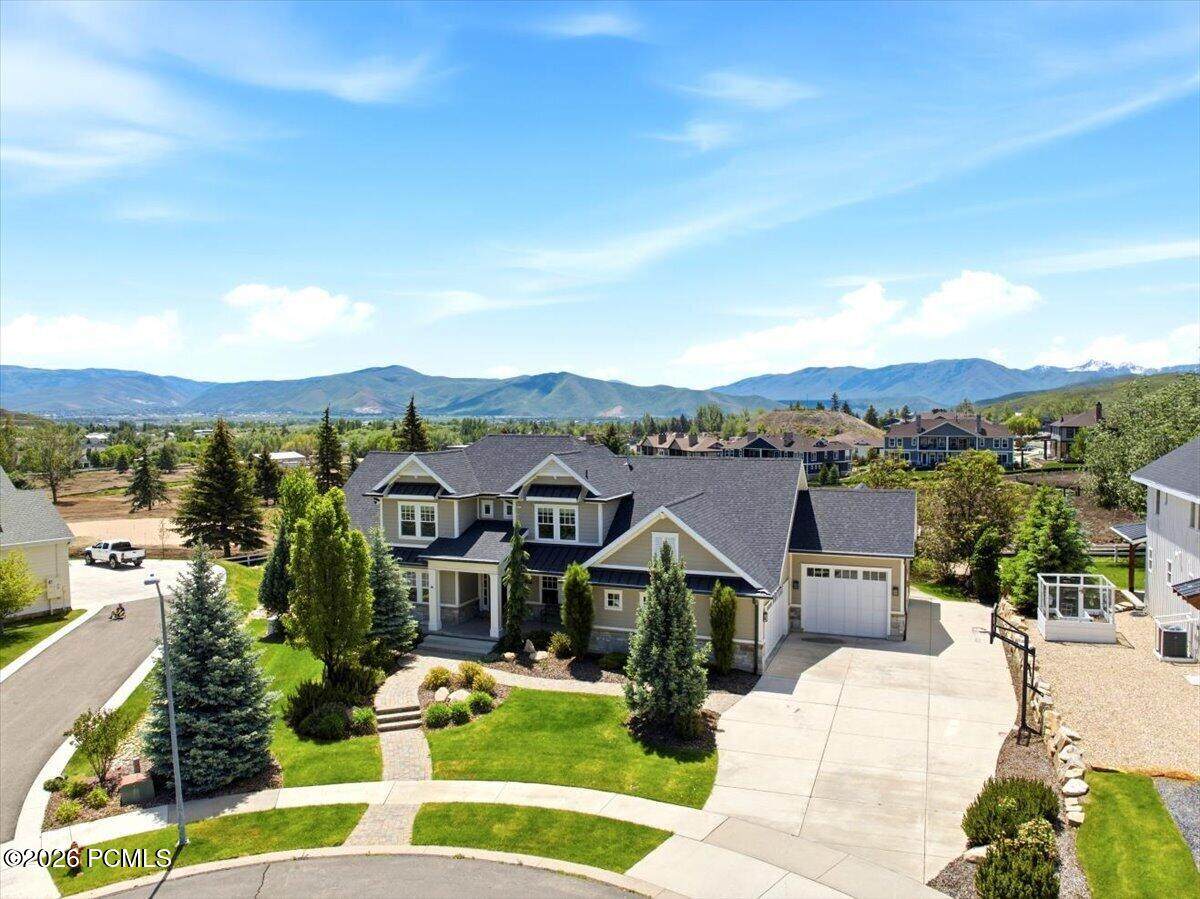 https://bt-photos.global.ssl.fastly.net/parkcity/orig_boomver_1_12602395-2.jpg