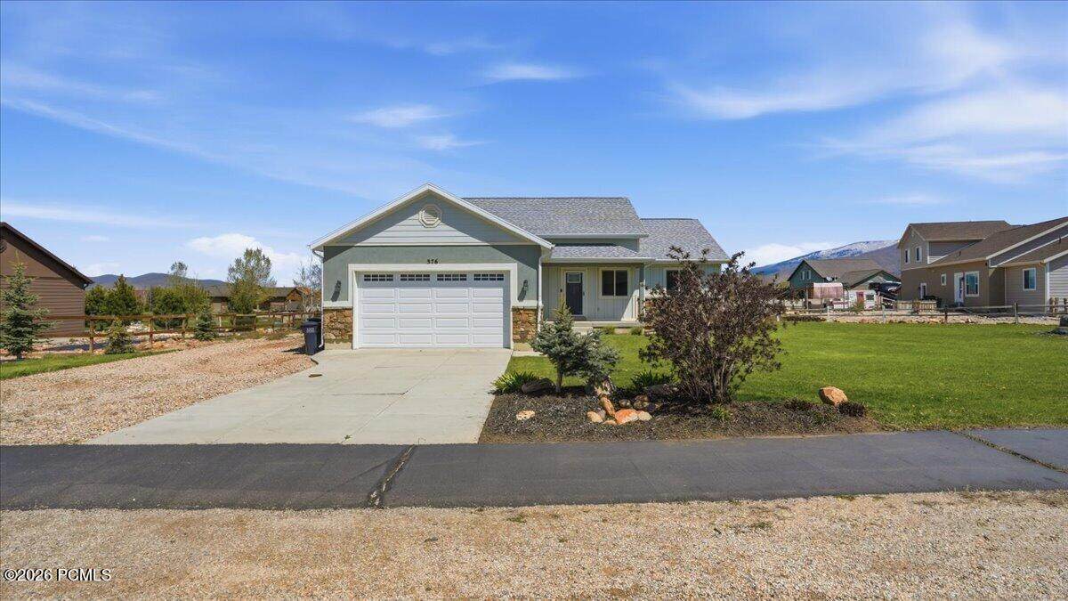 https://bt-photos.global.ssl.fastly.net/parkcity/orig_boomver_1_12602402-2.jpg