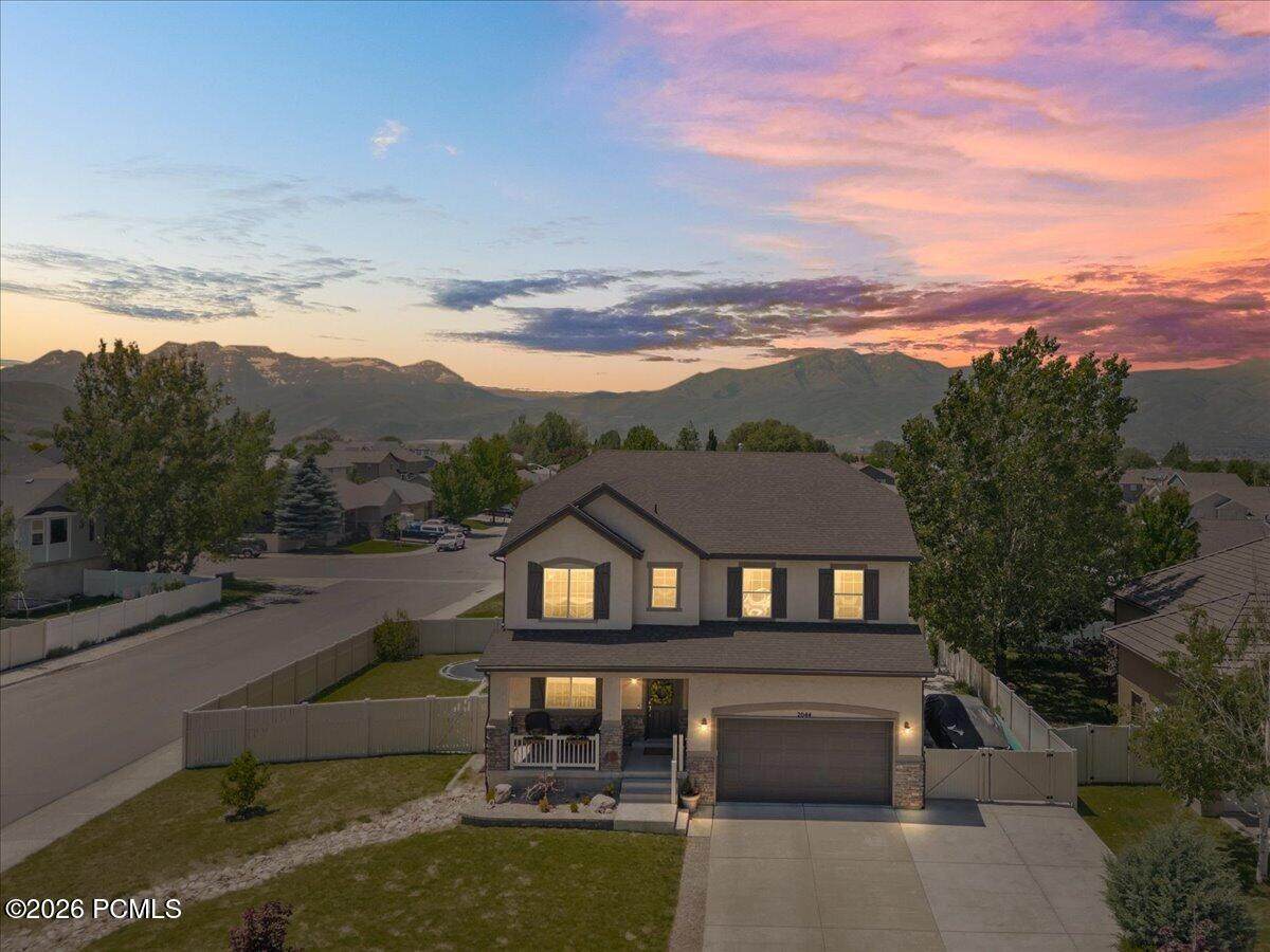 https://bt-photos.global.ssl.fastly.net/parkcity/orig_boomver_1_12602509-2.jpg