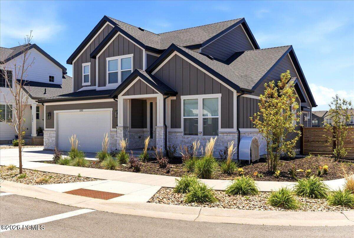 https://bt-photos.global.ssl.fastly.net/parkcity/orig_boomver_1_12603009-2.jpg