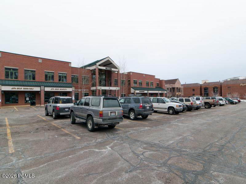 https://bt-photos.global.ssl.fastly.net/parkcity/orig_boomver_1_12604005-2.jpg