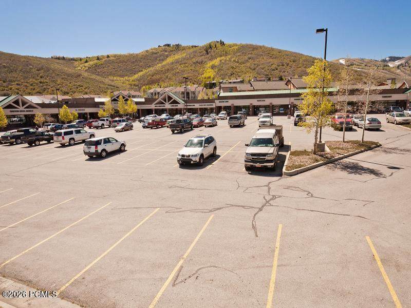 https://bt-photos.global.ssl.fastly.net/parkcity/orig_boomver_1_12604018-2.jpg