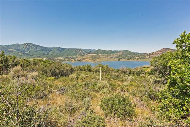 1090 Longview Drive - Photo 1