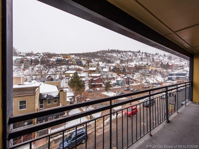 255 Main - Photo 1