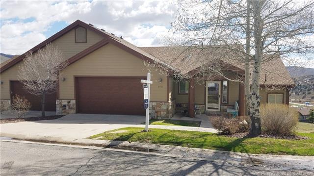 3918 View Pointe Drive - Photo 1