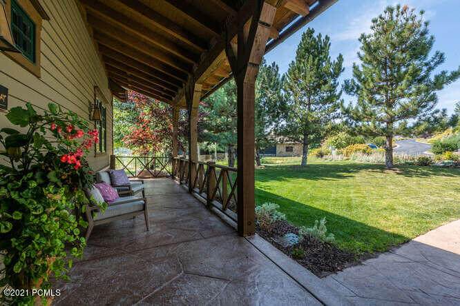 3030 Primrose Trail - Photo 1