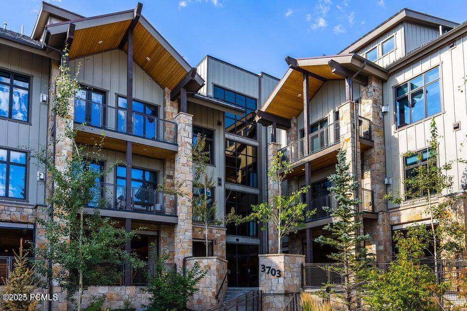 https://bt-photos.global.ssl.fastly.net/parkcity/orig_boomver_2_12502698-2.jpg