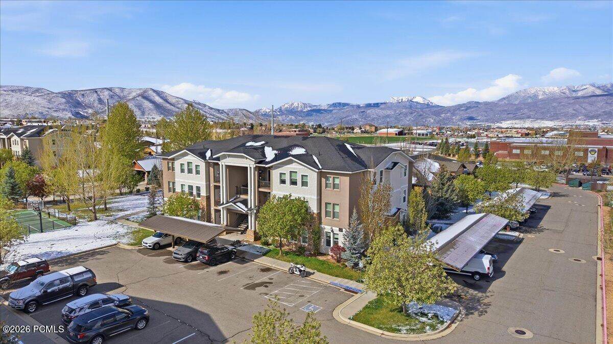 https://bt-photos.global.ssl.fastly.net/parkcity/orig_boomver_2_12602045-2.jpg