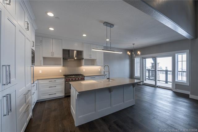 4092 Fairway - Photo 1