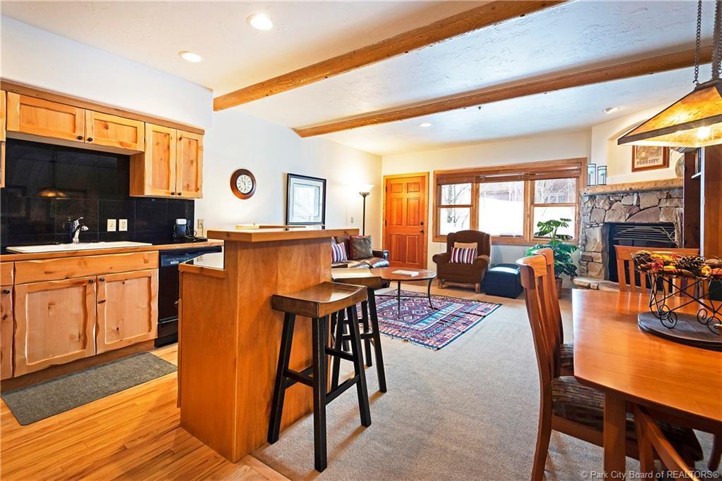 690 Deer Valley - Photo 1