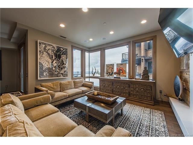 7101 Stein Circle - Photo 1