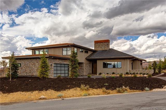 7901 N West Hills Trail - Photo 1