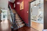 210 Richardson - Photo 34