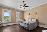 210 Richardson - Photo 68
