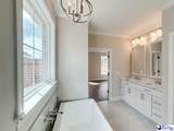 3001 Weatherstone Ln - Photo 22