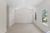 319 Railroad Ave - Photo 21