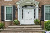 1303 Greenbriar Road - Photo 3