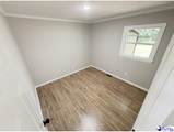 316 Dickson Heights - Photo 18