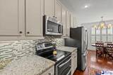813 Beddingfield Hall - Photo 16