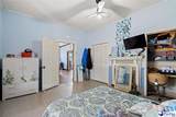 209 Walnut St - Photo 17