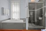 110 Huger - Photo 15