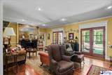 1319 Greenbriar - Photo 10