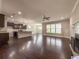 1073 Wessex Dr - Photo 3