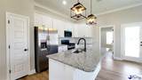 1047 Wessex - Photo 4