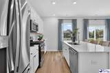 564 Endeavor Dr - Photo 11