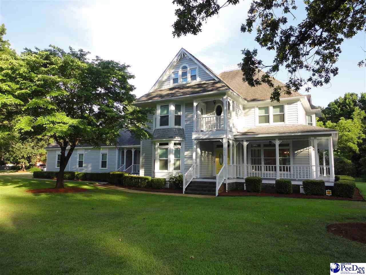 3592 Hampton Pointe Drive - Photo 1