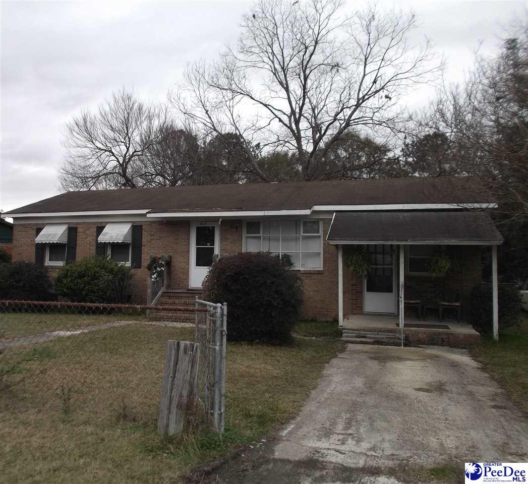 1029 Middleton - Photo 1
