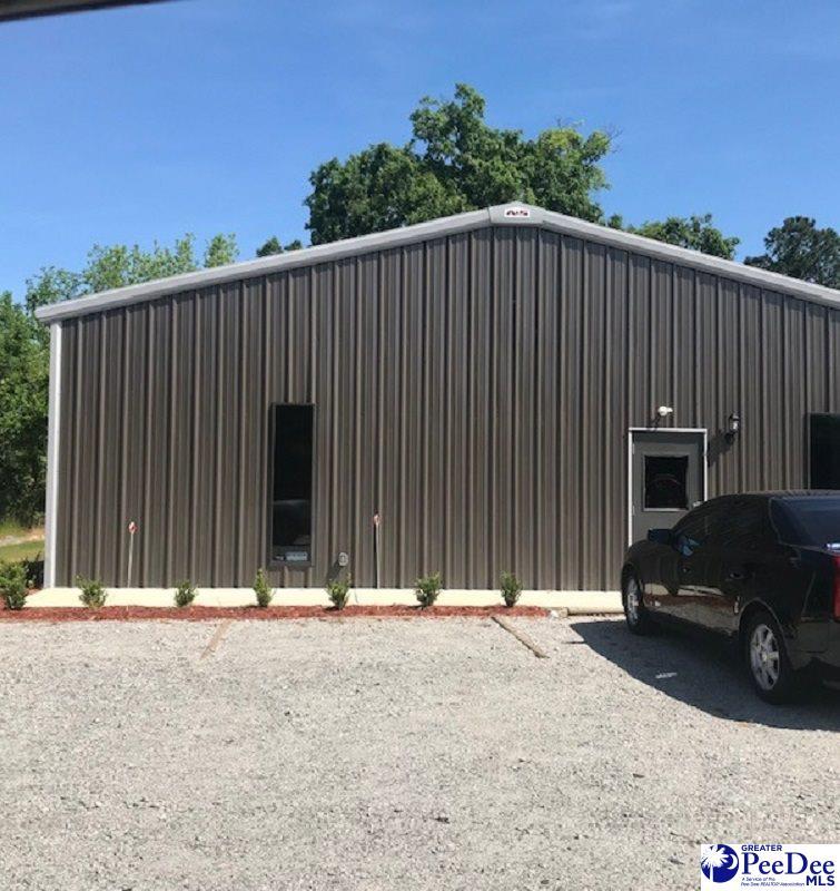 905 Evans - Photo 1