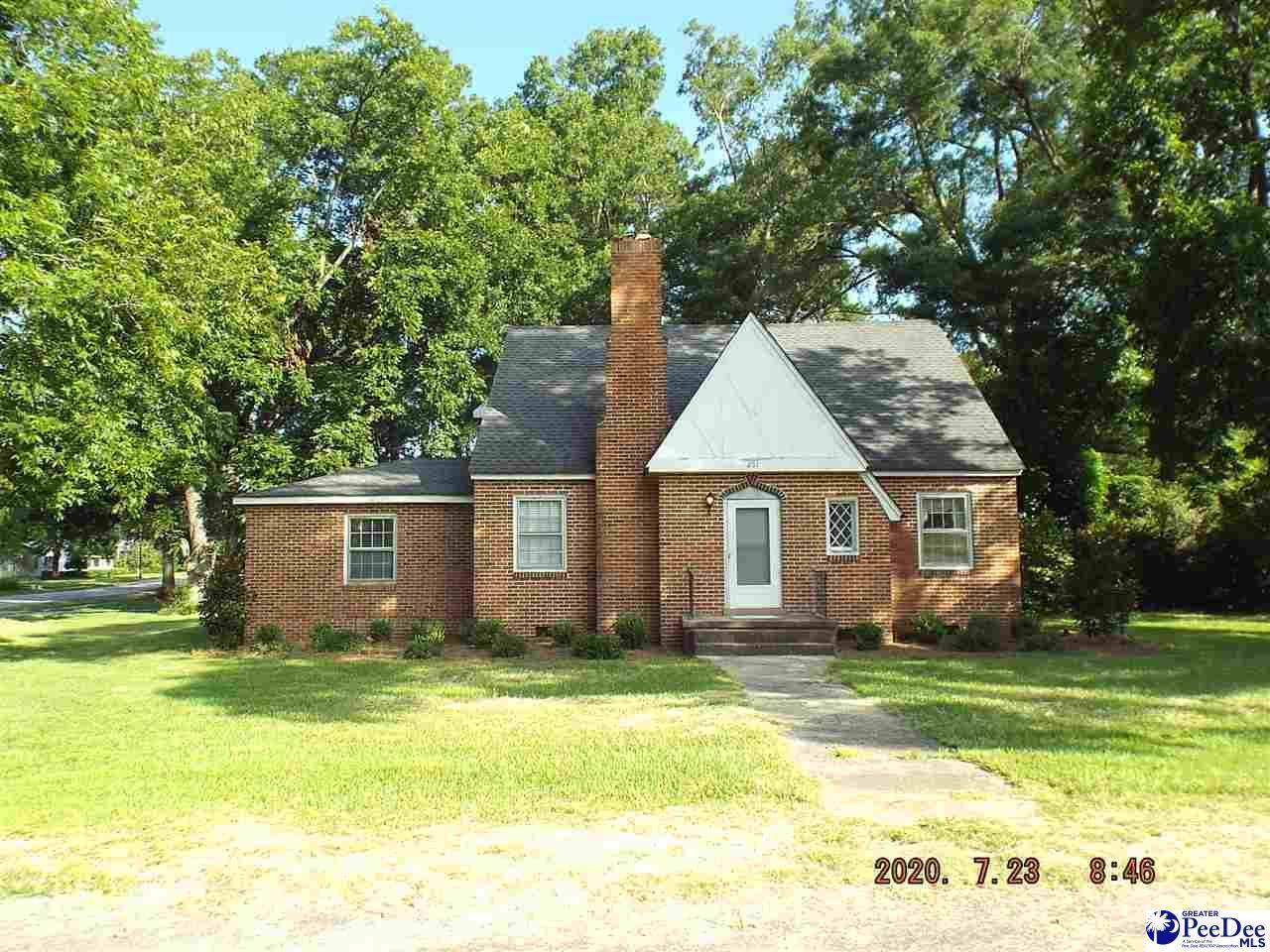 201 Highland Dr - Photo 1