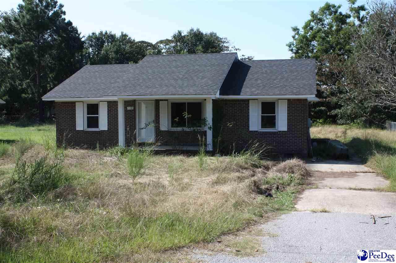 558 Maple Street - Photo 1