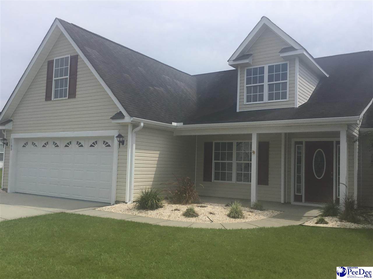 1105 Pecan Grove Blvd - Photo 1