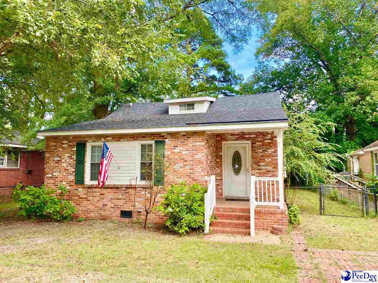 808 Lynwood - Photo 1