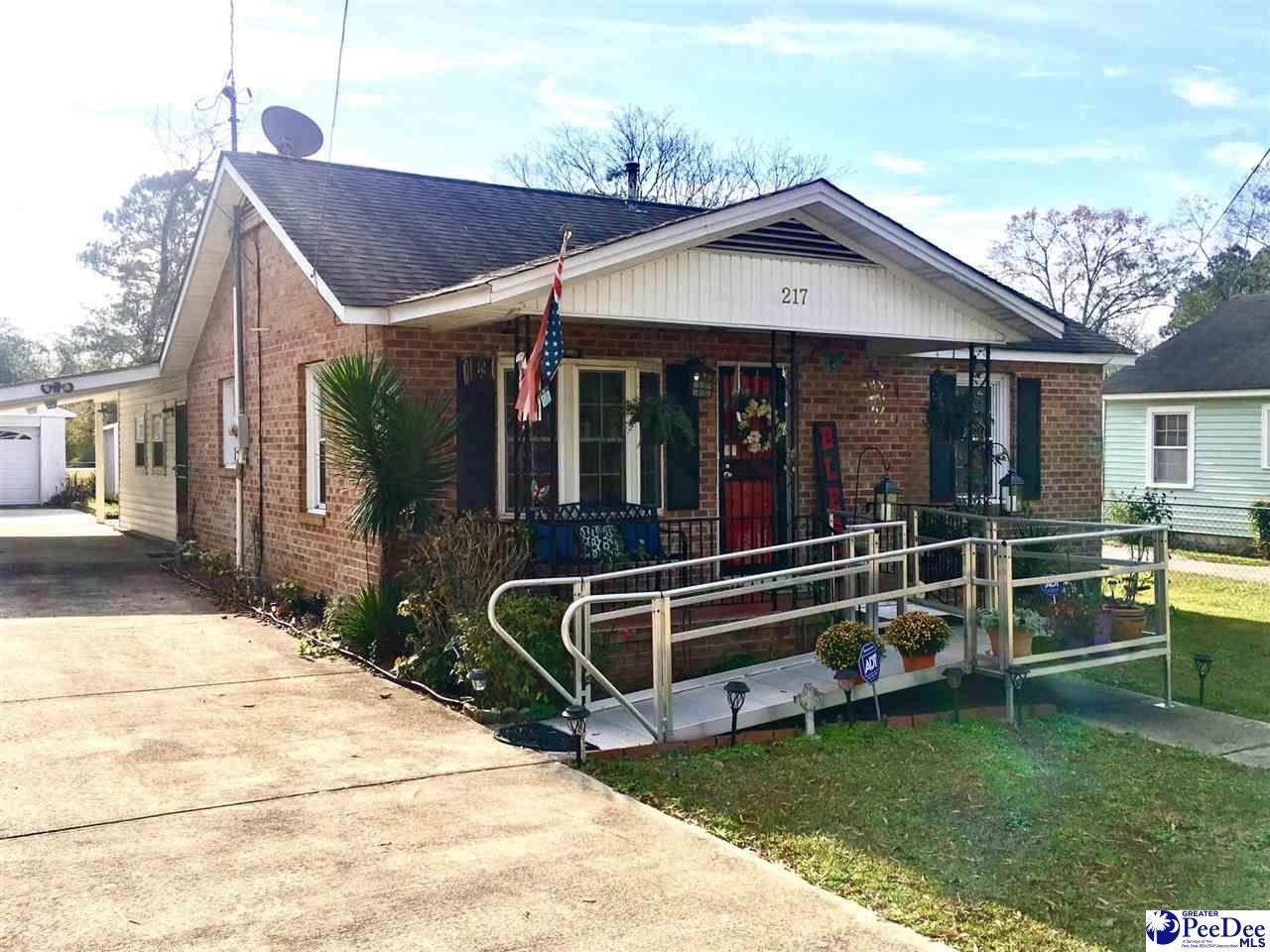 217 Redbud - Photo 1