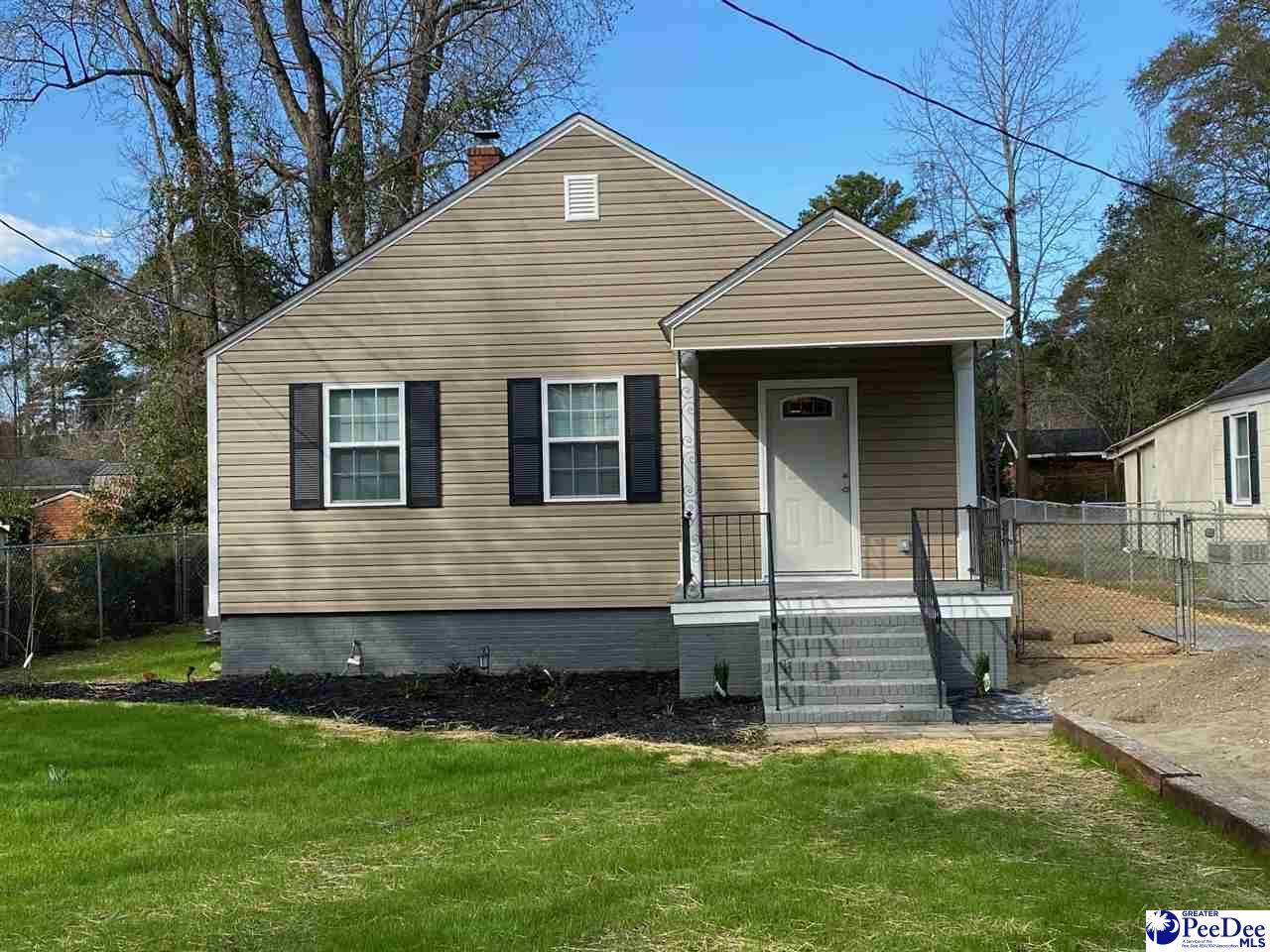 857 Lynwood - Photo 1