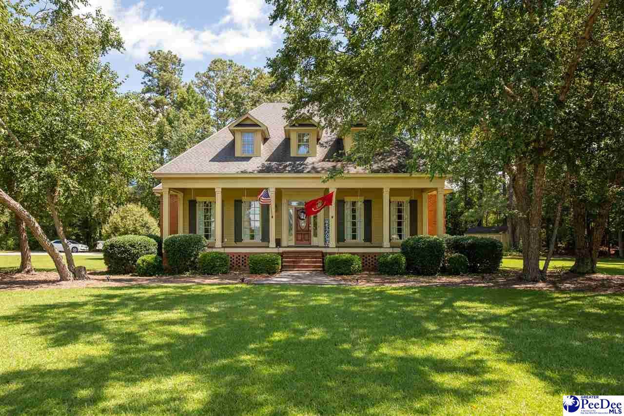 612 Club Drive - Photo 1