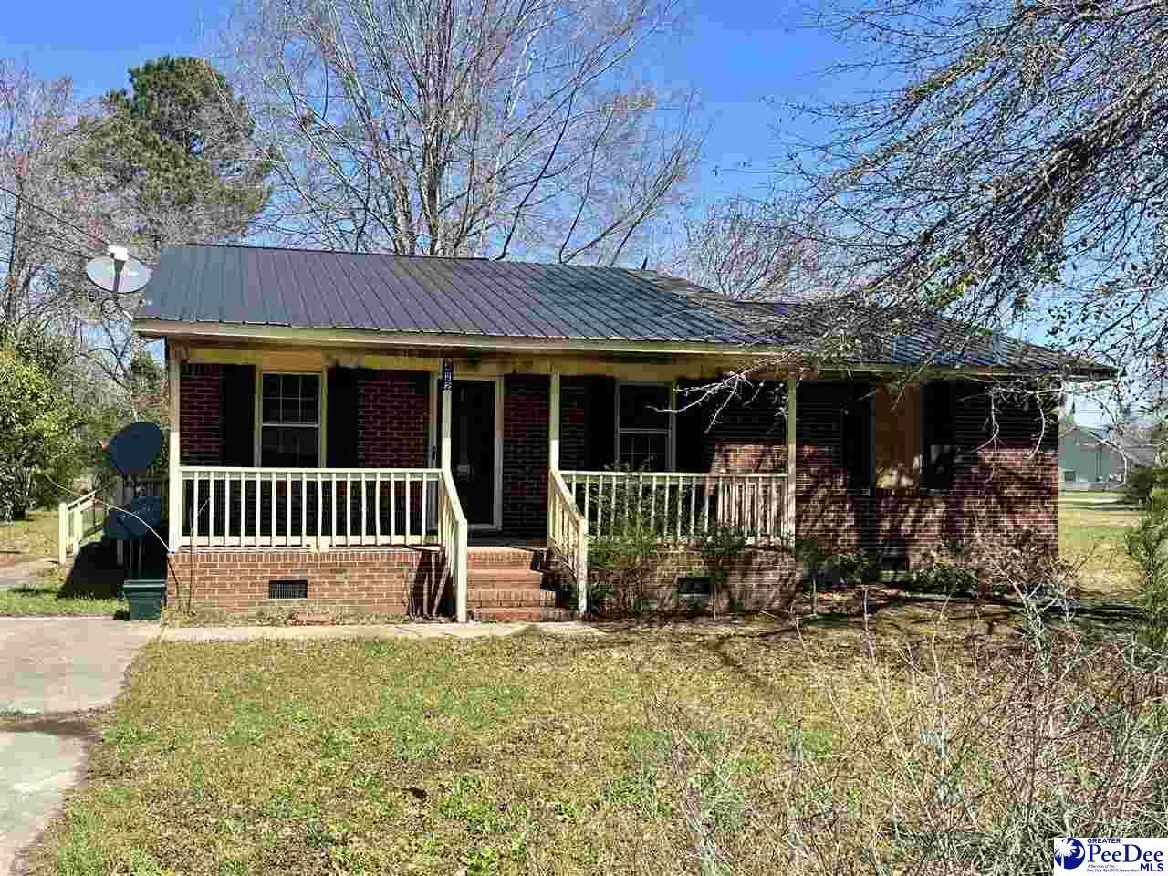 422 Lassie St - Photo 1